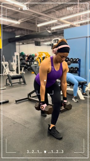 Form. Focus. Fire. Every session is a step closer to the best version of YOU 🔥 #ClientWork #FitnessMotivation #trainer #dmvtrainer #fitness #gymrat #maryland #baltimore @mattiewoo316 @thecolosseumgymmd | Cesar Barretto