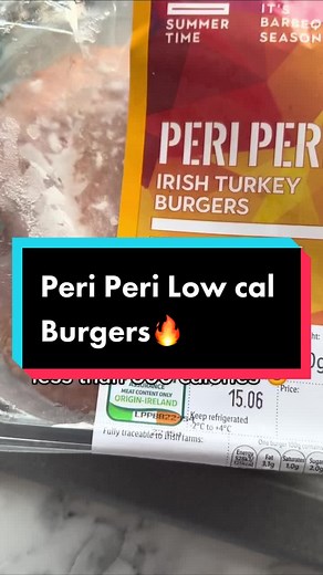 Low calories peri peri burgers!#onlinept #caloriedeficit #tiktok #fatloss #fypシ #fyp