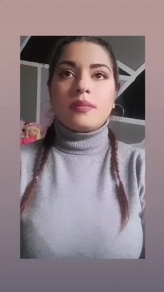 ~Εσυ~ εισαι το τυχερο μου αστερι☆ ολη η φυση κι ο κοσμος το ξερει♡ σαν μας βλεπουν μαζι •αγκαλια•♡ Η μοιρα μου μ'εστειλε στα βηματα σου♡ ζω μοναχα για να'μαι κοντα σου♡ Ν'αναπνεω να νιωθω ζωη♡