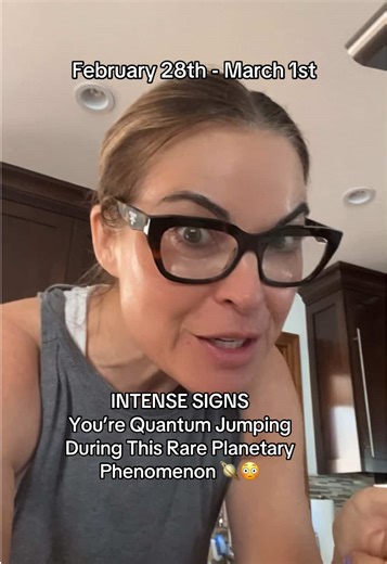 Signs You're Quantum Jumping This February
