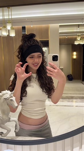 Cuffs and Blunts: A Chill Vibe