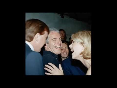 Not Deserted Island #cockroach_trump