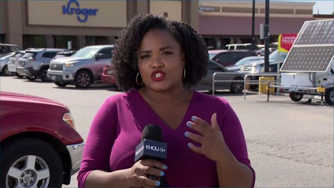 Kroger employee rescues children left in hot car by caregiver, witnesses say