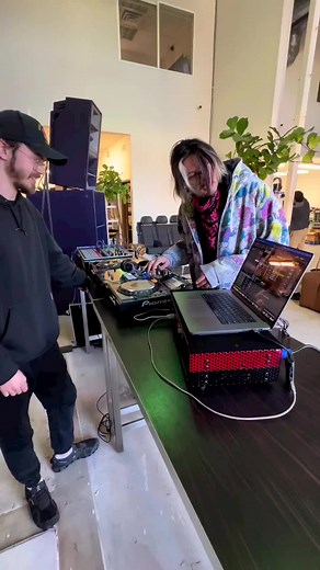 StrangeElectronic on TikTok