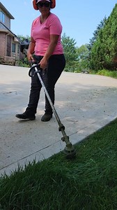 2.8K views · 1K reactions | Professionals use trimmers for flip edging ? We use the hard edger once a month and then flip edge with the trimmer the rest of the time. #lawncare #mowing #satisfying #fyp #spencerlawncare #trimmerqueen #cleanup #asmr #satisfying #viralvideo | Spencer Lawn Care & Life | Facebook