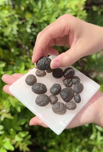 Colombianite Tektite Crystals, Natural Raw Colombian Specimens - Choose Size (premium Quality 'lightning Stones', High Vibration Crystal) - Etsy