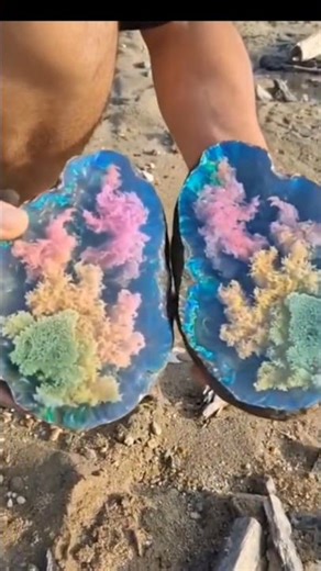 brown agate with beautiful colors inside #naturalstone #agatehunting #agatehunting