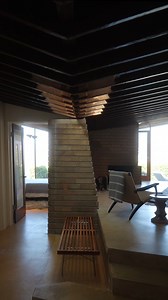 John Lautner, Architect The Bergren House, 1953 Remodeled by Escher GuneWardena (@egarchla) 7316 Caverna Drive Hollywood Hills Tucked into a hillside off Mulholland just north of Runyon Canyon, with jetliner valley views, this home was originally built as a one-bedroom bachelor pad for Big Band guitarist Ted Bergren. When the home burned down in the late 50s, Bergen had Lautner come back and re-create the home exactly as it had been, together with a later addition that adding a second bedroom an