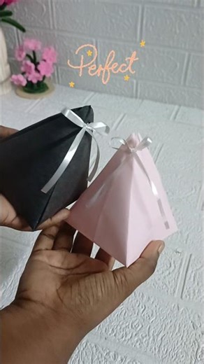 DIY Pyramid Gift Box 🎁 #shorts #giftbox #papercraft