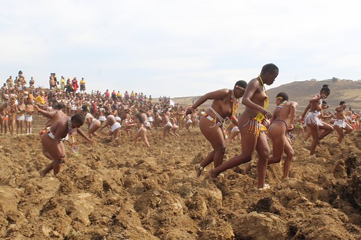 This month on PaydayAfrica - uMicimbi wenkosazane