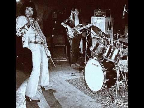 1. Queen LIVE! at Basingstoke, UK (13 July, 1973)