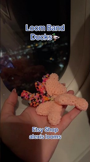 Rainbow Loom Ducks on an Airplane✈️🌴