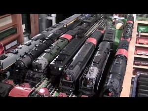 MTH Premier PRR FF1 (Big Liz) O-Gauge Electric Locomotive in True HD 1080p