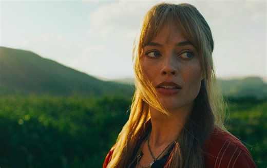 Novo filme de Margot Robbie fracassa nas bilheterias, dá prejuízo a estúdio e contrasta com fenômeno 'Barbie'