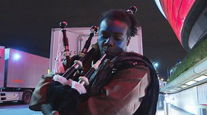 Xavier Woods needs some practice on the bagpipes: WWE.com Exclusive, Nov. 7, 2016