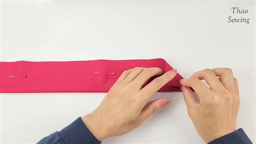 Sewing scrunchie in only 15 minutes without sewing skills | DIY Tips Tale