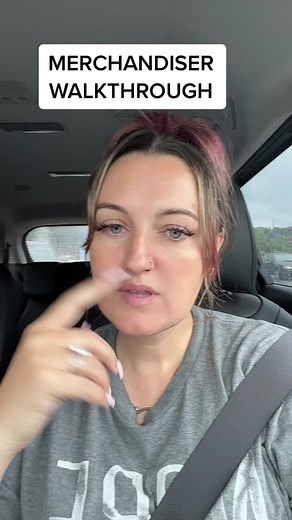 Merchandiser Job Walkthrough - Pet Store Photo Session