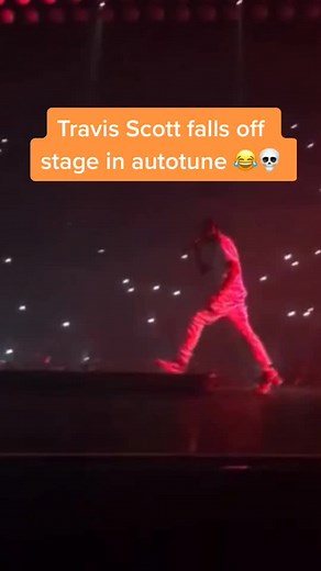 Here’s another angle of #TravisScott falling off stage‼️😂 What would y’all do if he fell on you⁉️👀 #drake #concerts #rap