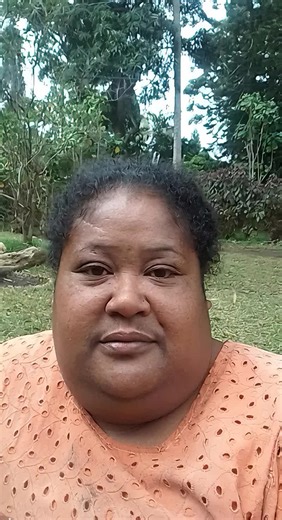 jine monter sur l'arbre