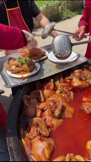 🔥 POV: Chinese Village Wedding Feast with Giant Braised Chicken Pots