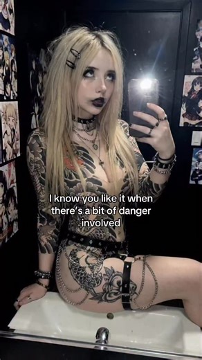 missdarkimova on Instagram: "If you see this, it’s a sign for you to get a goth girlfriend #goth #gothgirl #girlfriend #relationships #cosplaygirl"