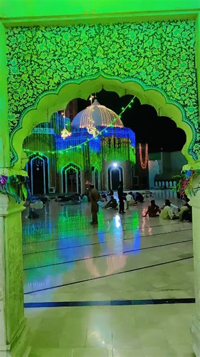 عرس مبارک حضرت بابا فرید الدین مسعود گنج شکر اس دربار کا حسن وہ ہی جانتا ہے جس نے اس دربار اور بابا جی سی دلِ لگاؤ رکھا ہو 💯❤️💫✨#darbar #darbar #urs #babafareed #babafareed #pakpattan #1mviews #growmyaccount #unfrezzmyaccount #viral #foryou #foryoupage #trending