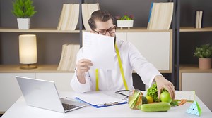 Thoughtful dietitian, diet program.