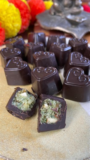 14K views · 48 reactions | Paan Chocolate Recipe For Diwali . Chocolate paan Ingredients that we need Paan 5-6 no Desiccated coconut- 1/2 cup Condensed milk - a bit less then 1/4 cup Chopped almonds - 1 tbsp Chopped cashews 1 tbsp Gulkand- 1 tbsp Compound chocolate Note - if paan stuffing becomes wet and leaves liquid while making its balls then cook it in a pan for 5 minutes to remove excess moisture. | Chef Shrey | Facebook