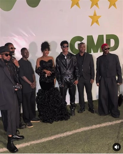 Vidéos de CHAKA BINATE COMPTE 2 (@chaka.binate.comp) avec Run the World (Girls) - Beyoncé