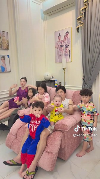 Exploring Keng Smile's Journey and Wealth Insights