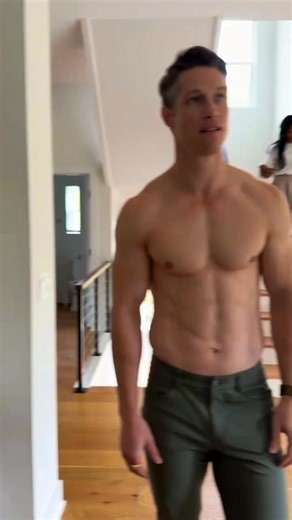 Part 3 When Domini and Glo find out Darryl has a big engine under his hood! | Wayne fun