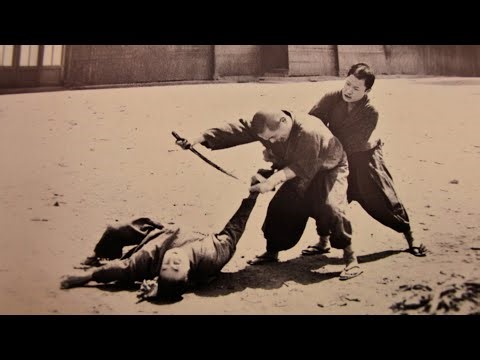 世間から隠そうとした100枚の写真