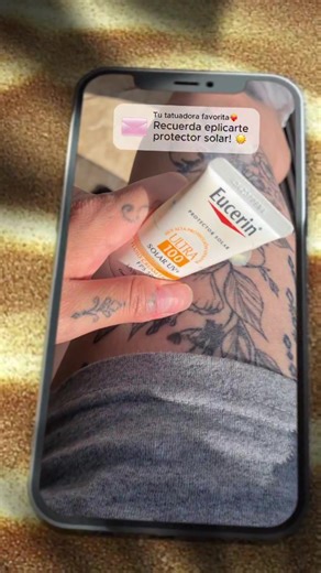 No olvides aplicar protector solar a todos tus tatuajes cicatrizados en este verano! ☀️🏖 #tattoo #ink @
