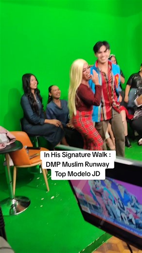 A Muslim Model in his Live Sample Signature Walk at DZME 1530 Radio Uno #Reels #SignatureWalk #RunwayModel #runwaymodel | DMP Modelling Management
