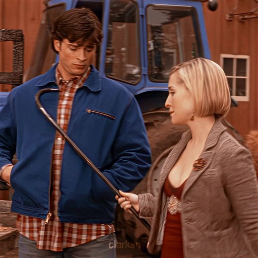 favourite friendship in the show (I’m in season 5) #clarkkent #clarkkentedit #smallville #smallvilleedit #chloesullivan fup, tom welling, tom welling edit, chloe sullivan edit, viral, superman, superman edit