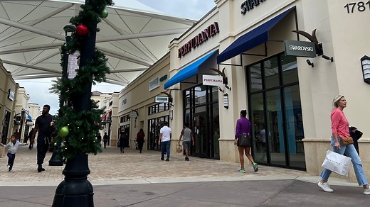 Holiday shopping: Tanger Outlets West Palm Beach stores and dining