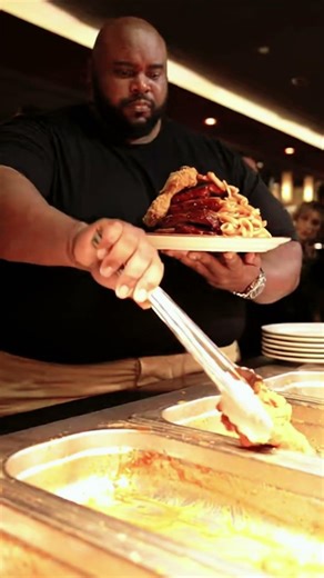 Buffet Manager LOSES IT Over One Customer 😡 | Chaos in the Buffet