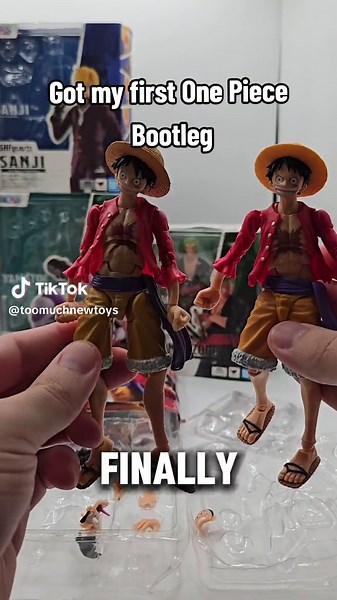So it's taken a year but we finally have an actual one piece SH figuarts Luffy bootleg. contrary to popular belief bootlegs aren't made immediately bootlegs aren't available upon release of a figure They take time and only the most popular figures you can easily spot the differences obviously the figure quality is going to be wildly different sh figuarts do fall apart as @Pardon_My_Nerd can tell you or anybody who owns Zoro But the way bootlegs fall apart is totally different and a million times