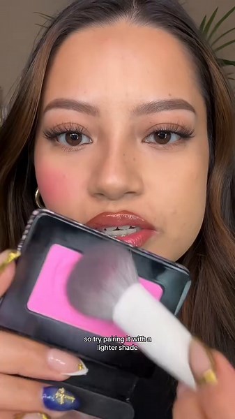 How to Apply Blush for Beginners: Simple Tutorial