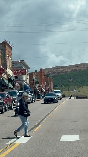 Mountain town Cripple Creek in Colorado #fblifestyle #colorado #travel | Explore Colorado with Rupam Dewan