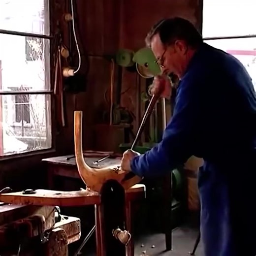 A craft that has been lost: the sabotier | Eugenio Monesma Documentaries