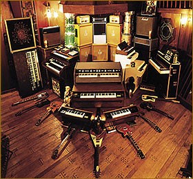 Bigelf - Closer To Doom