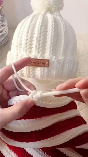 🧢 Beautiful Crochet Hat Design |Handmade Winter Style 🧶✨