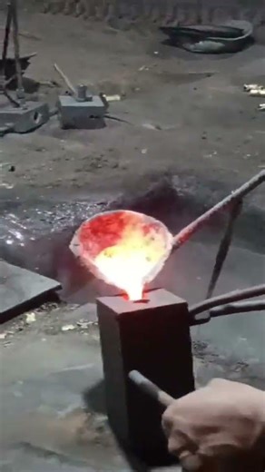 दहकता हुआ पीतल और ढलाई का जादू! 🔥⚒️ | Hot Brass Casting Process