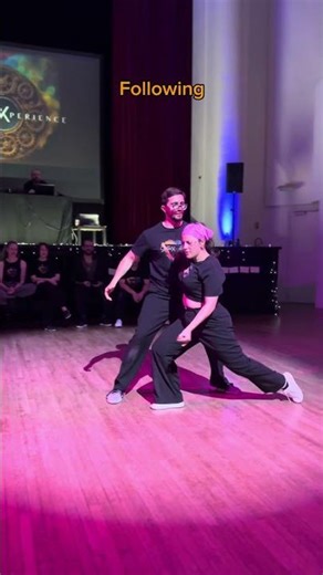 Can you see all the role switches? ✨ #swing #switch #improvisation