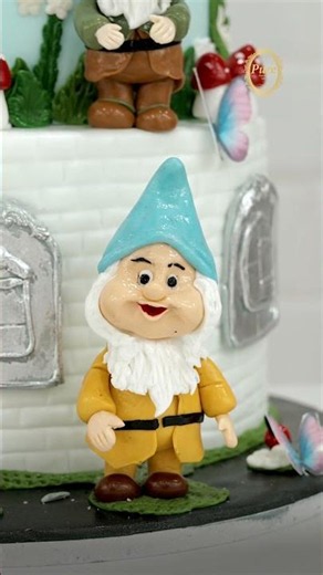 Snow White Cake | CHOCOLA PURE #cake #chocolapure