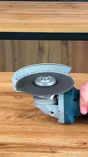 Turn your angle grinder into a powerful cleaning tool #cleaningtools #grinder #powerful #anglegrinder #hygiene #cleaning #homethings #homehacks #fyp #proper | Beamish DIY 1M