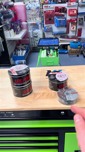 Check Out This 50pk 4.5” Cutting Discs From US PRO Check them out on the link below👇 All orders sent out next working day Royal Mail 48 Tracked Delivery 🚚 💨 #Tools #mechanic
