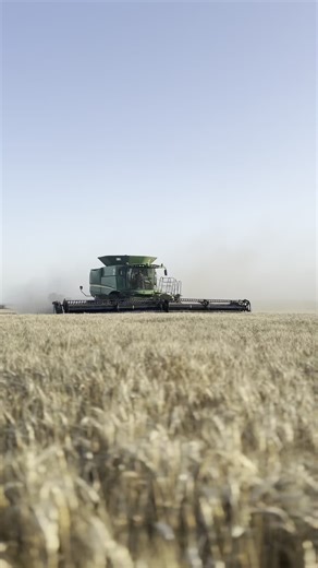 Mastering Custom Harvesting Techniques with John Deere