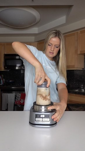 Delicious Ninja Foodi Blender Smoothie Bowl Recipe
